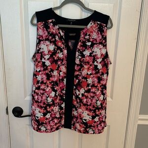 Sleeveless floral top 2X
